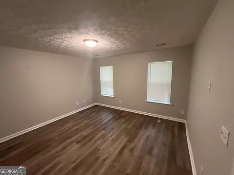 Living - 35 Creekview Ct, Covington, GA 30016 photo 4 of 4