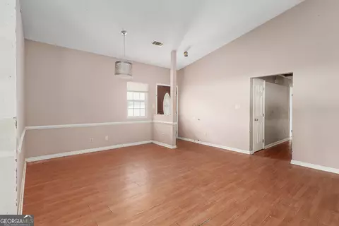 Living - 598 Clark Rd, Guyton, GA 31312 photo 3 of 5