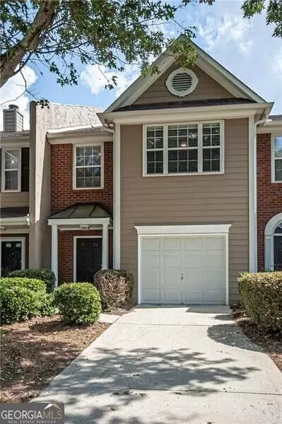 210 Parkgreen Rd, Lawrenceville, GA 30044