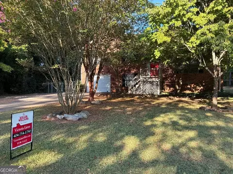 143 Stonybrook Ct, Athens, GA 30605