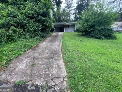1883 Cindy Dr, Decatur, GA 30032