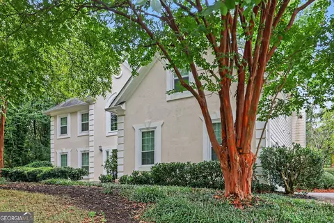 231 Sunset Hills Dr, Norcross, GA 30071