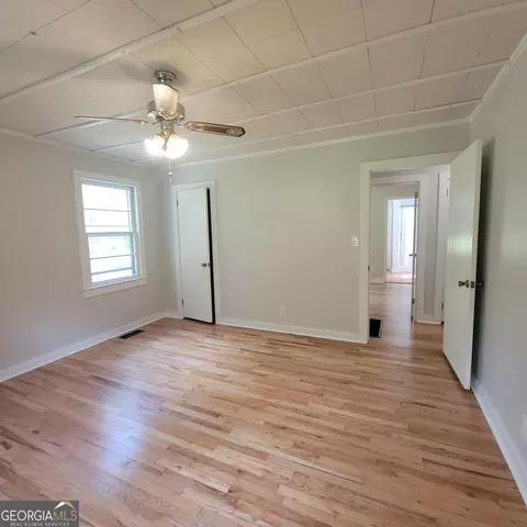 Bedroom - 215 Poplar Cir, Lagrange, GA 30241 photo 4 of 7