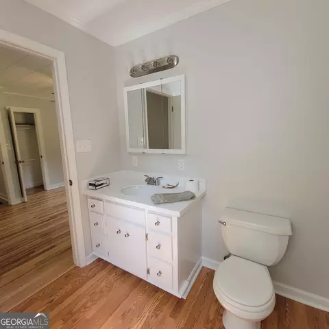 Bath - 215 Poplar Cir, Lagrange, GA 30241 photo 6 of 6