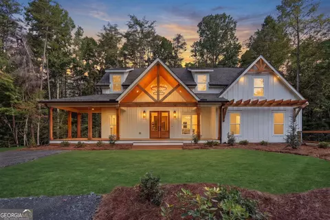 300 Rainmore Dr, Dahlonega, GA 30533