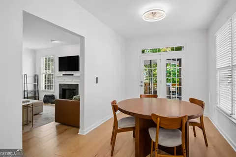 Dining - 2024 Gramercy Cir, Chamblee, GA 30341 photo 4 of 4