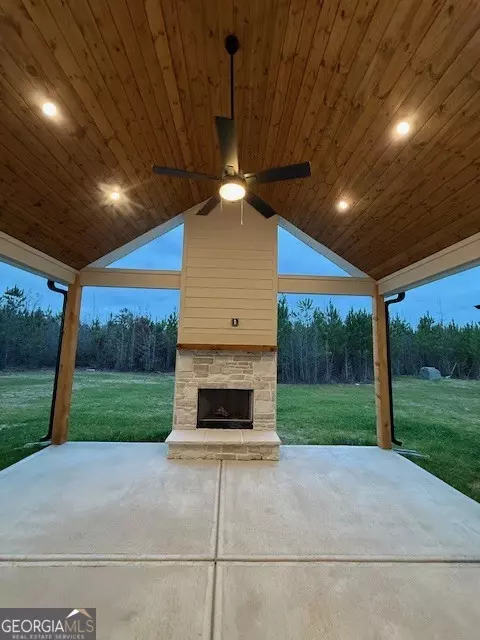 Exterior - 603 Silver Dollar Rd, Barnesville, GA 30204 photo 3 of 3