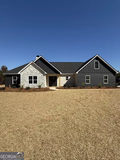 Exterior - 603 Silver Dollar Rd, Barnesville, GA 30204 photo 2 of 3
