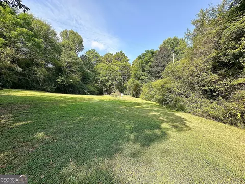 Exterior - 923 Youngs Mill Rd, Lagrange, GA 30241 photo 8 of 9
