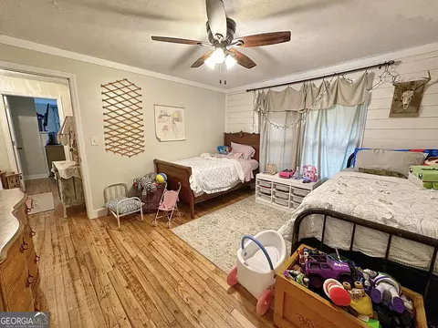 Bedroom - 923 Youngs Mill Rd, Lagrange, GA 30241 photo 3 of 7