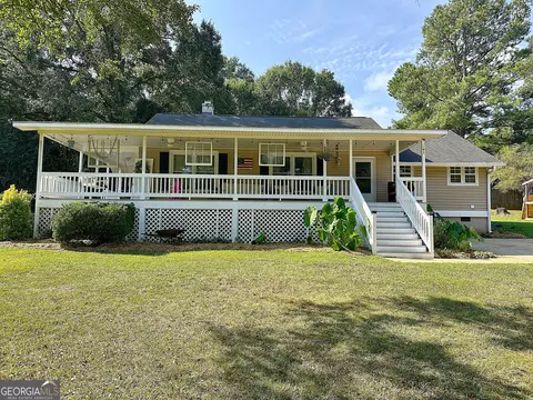 Exterior - 923 Youngs Mill Rd, Lagrange, GA 30241 photo 2 of 9