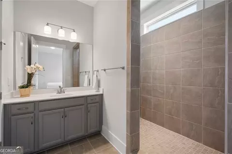 Bath - 111 Summit View Ct, Canton, GA 30114 photo 6 of 7