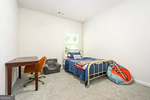 Bedroom - 1219 Thrash Rd, Lagrange, GA 30241 photo 4 of 5