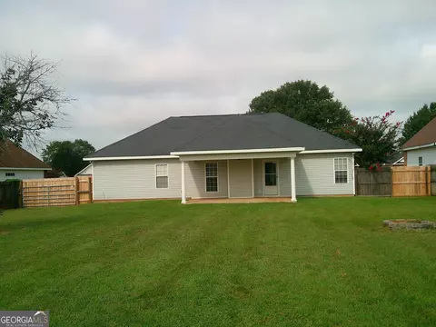 Exterior - 709 Sark Dr, Warner Robins, GA 31088 photo 2 of 3