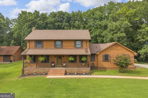 113 Cherokee Hills Ln, Toccoa, GA 30577