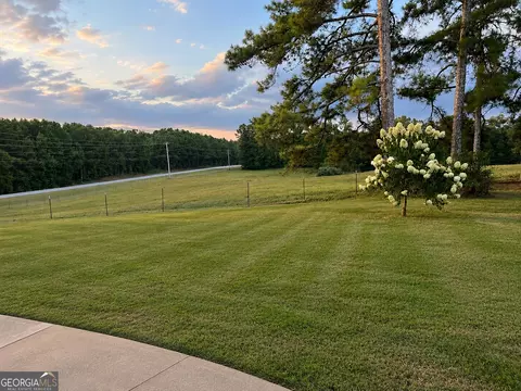 Exterior - 970 Nelms Rd, Franklin, GA 30217 photo 3 of 10