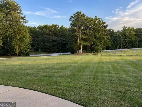 Exterior - 970 Nelms Rd, Franklin, GA 30217 photo 2 of 10