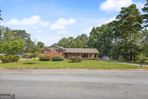 5082 Ailene Dr, Douglasville, GA 30135