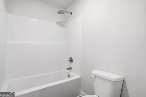 Bath - 237 Jarrett St, Fairburn, GA 30213 photo 2 of 5