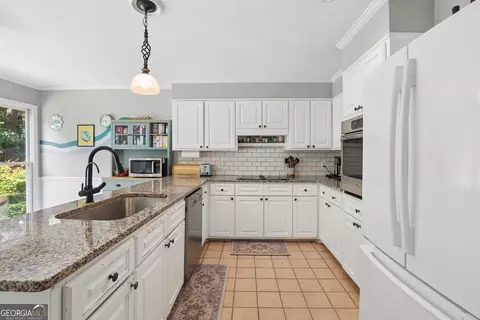 Kitchen - 4832 Riveredge Dr, Peachtree Corners, GA 30096 photo 1 of 3