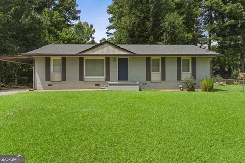 8839 Channing Dr, Jonesboro, GA 30238