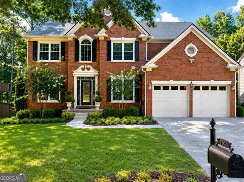703 Waveland Dr, Woodstock, GA 30189