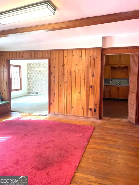 Living - 379 West Ave, Jackson, GA 30233 photo 8 of 8