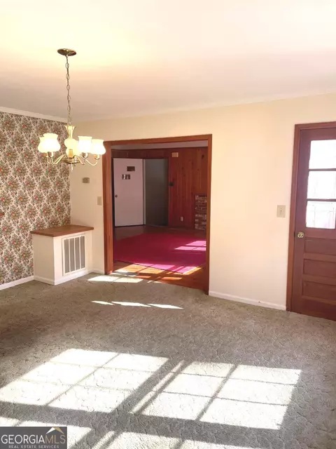 Dining - 379 West Ave, Jackson, GA 30233 photo 2 of 3