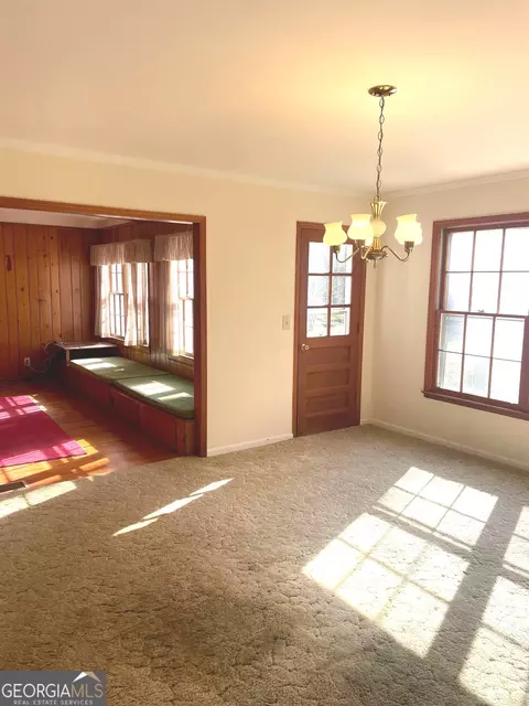 Dining - 379 West Ave, Jackson, GA 30233 photo 3 of 3