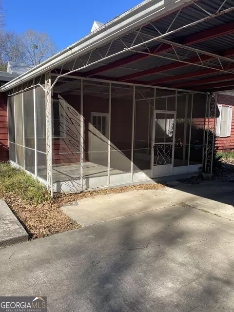 Exterior - 379 West Ave, Jackson, GA 30233 photo 3 of 3
