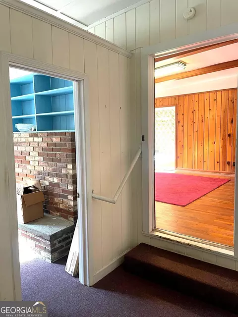 Entry Way - 379 West Ave, Jackson, GA 30233 photo 5 of 5