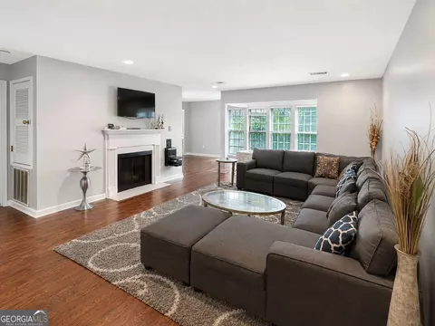 24314 Plantation Dr #314, Atlanta, GA 30324