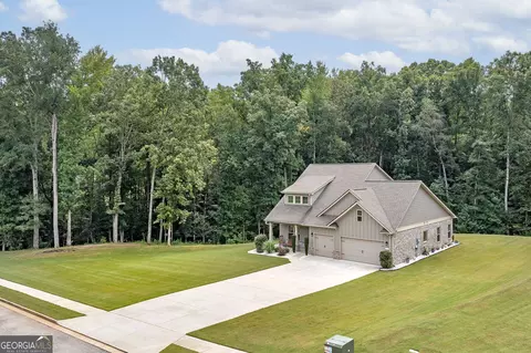 132 Whitworth Dr, Locust Grove, GA 30248