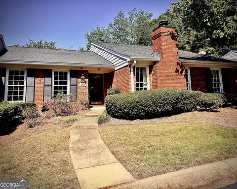 803 Dunwoody Chace, Sandy Springs, GA 30328