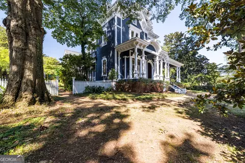 Exterior - 906 E 2nd Ave, Rome, GA 30161 photo 3 of 6