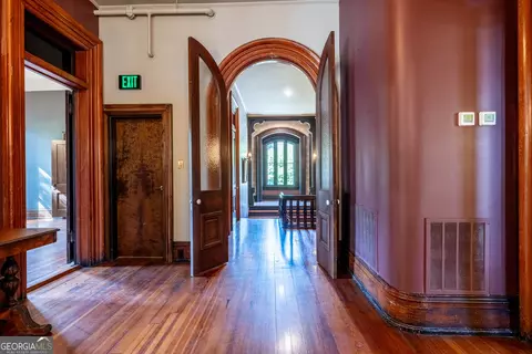 Entry Way - 906 E 2nd Ave, Rome, GA 30161 photo 7 of 9