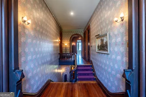 Entry Way - 906 E 2nd Ave, Rome, GA 30161 photo 6 of 9