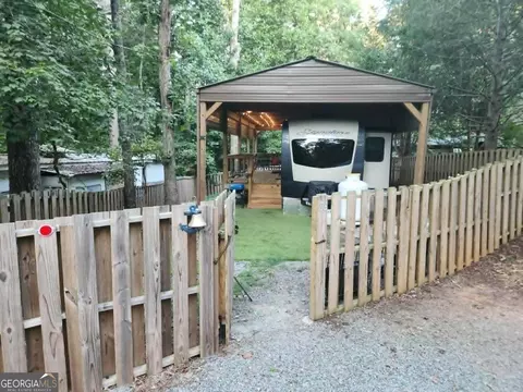 68 10th St #C208, Ellijay, GA 30540