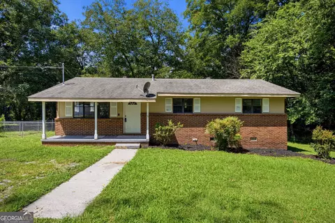 320 Smith Cir, Tunnel Hill, GA 30755