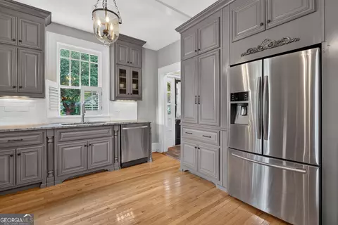 Kitchen - 291 Buford Pl, Macon, GA 31204 photo 8 of 8