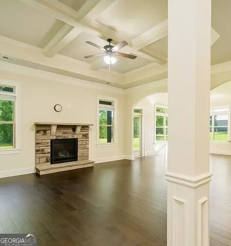 Living - 2589 Lake Erma Dr, Hampton, GA 30228 photo 1 of 2