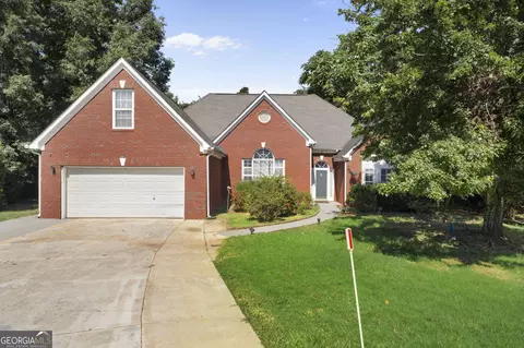 1000 Georgian Hills Dr, Lawrenceville, GA 30045
