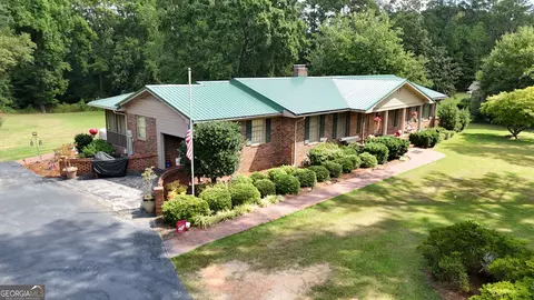 1336 Calhoun Falls Hwy, Elberton, GA 30635