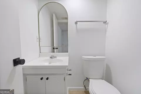 Bath - 3160 Citrus Ct, Decatur, GA 30034 photo 2 of 2