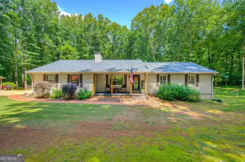 3744 Tanners Mill Rd, Gainesville, GA 30507