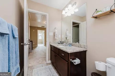 Entry Way - 211 Wild Azalea Dr, Perry, GA 31069 photo 4 of 4