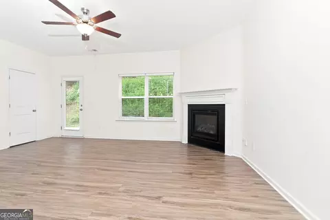 Living - 176 Bryon Ln, Acworth, GA 30102 photo 1 of 4