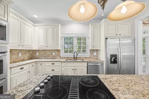 Kitchen - 839 Legends Dr, Monroe, GA 30655 photo 8 of 11