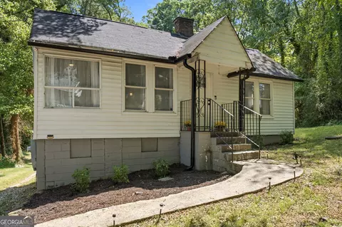 3383 Lawrence St, Scottdale, GA 30079
