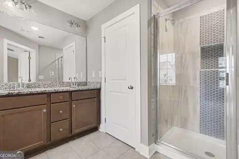 Bath - 7666 Squire Ct, Fairburn, GA 30213 photo 1 of 1